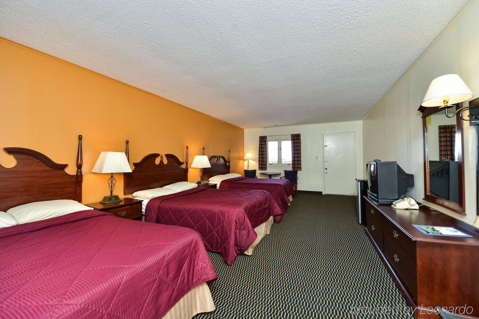 Soudersburg Inn & Suites Lancaster Ронкс Екстер'єр фото