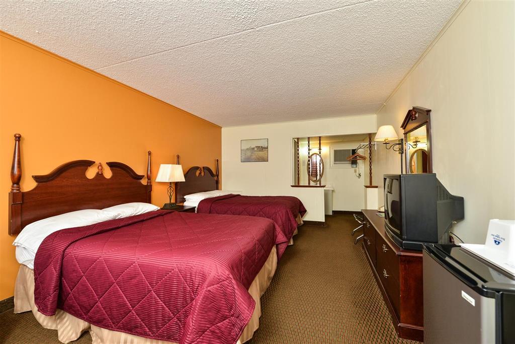 Soudersburg Inn & Suites Lancaster Ронкс Номер фото