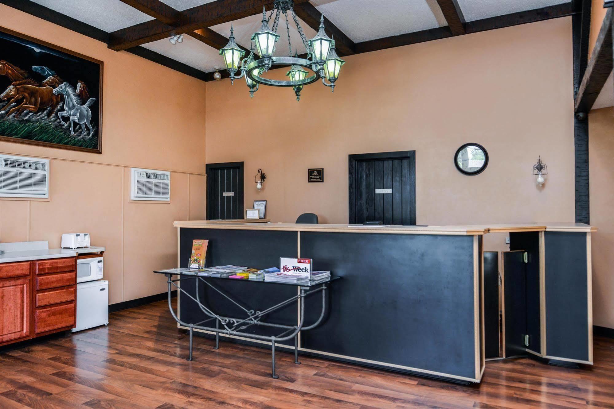 Soudersburg Inn & Suites Lancaster Ронкс Екстер'єр фото