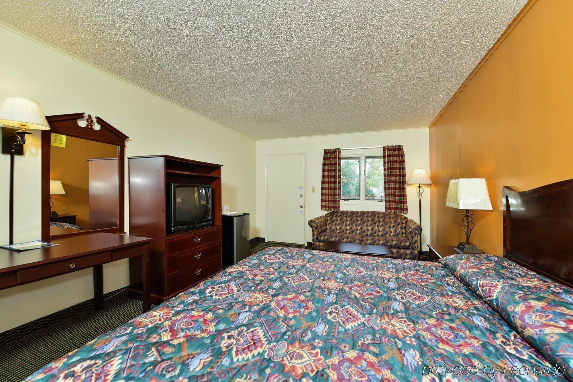Soudersburg Inn & Suites Lancaster Ронкс Екстер'єр фото