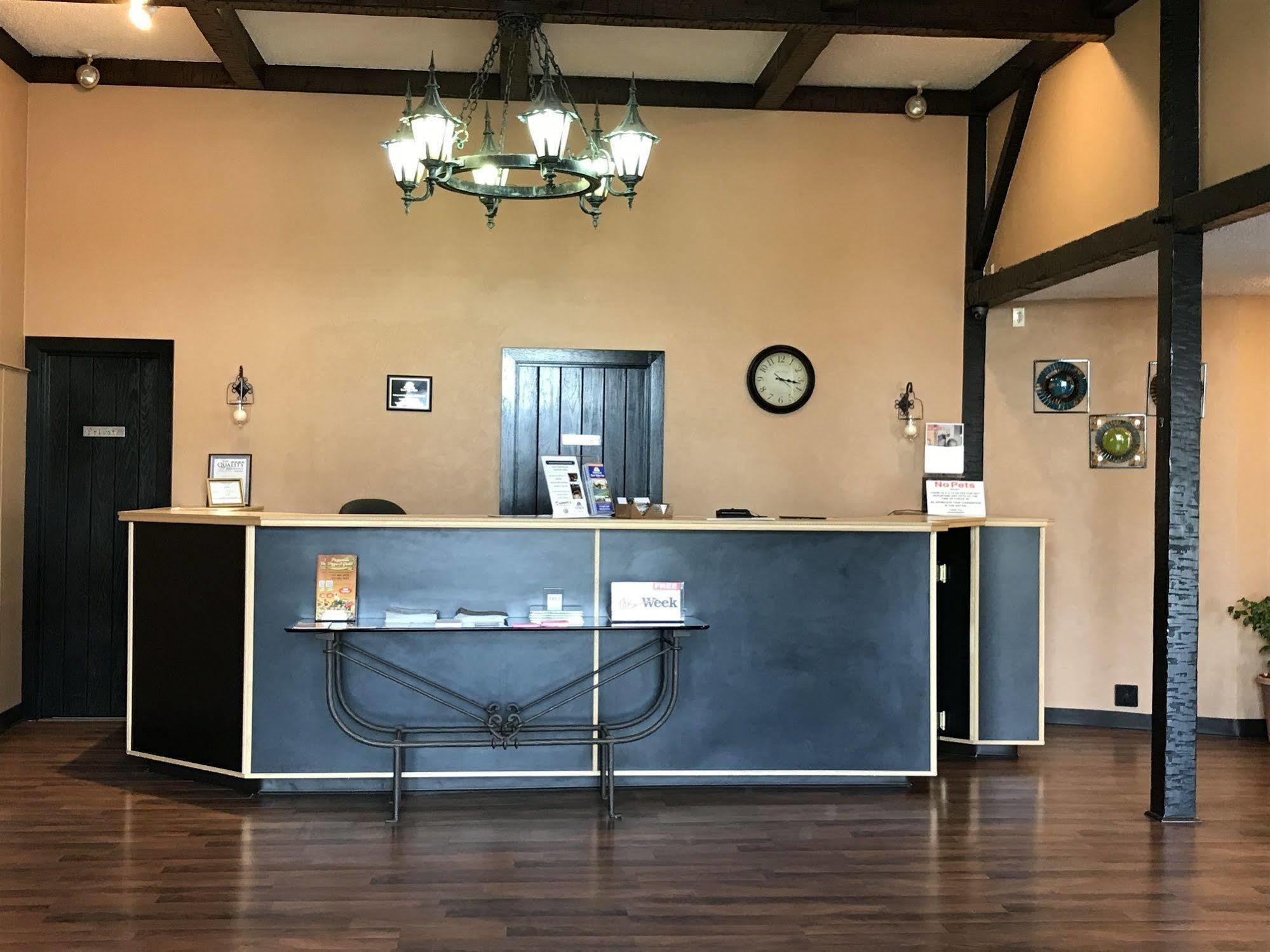 Soudersburg Inn & Suites Lancaster Ронкс Екстер'єр фото